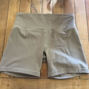 Lululemon Women's Tan High-Waisted shorts
